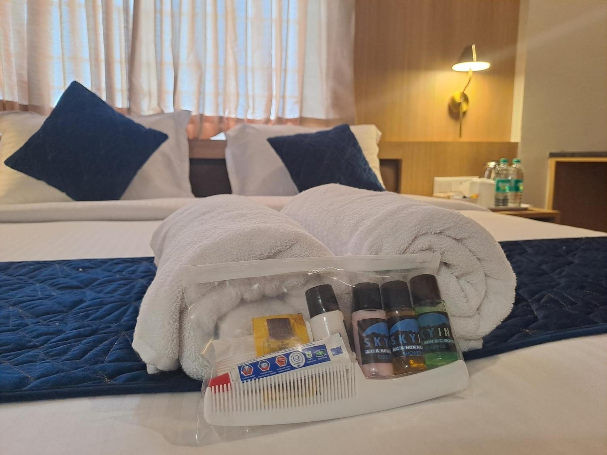 Sky Inn Майсуру Екстер'єр фото