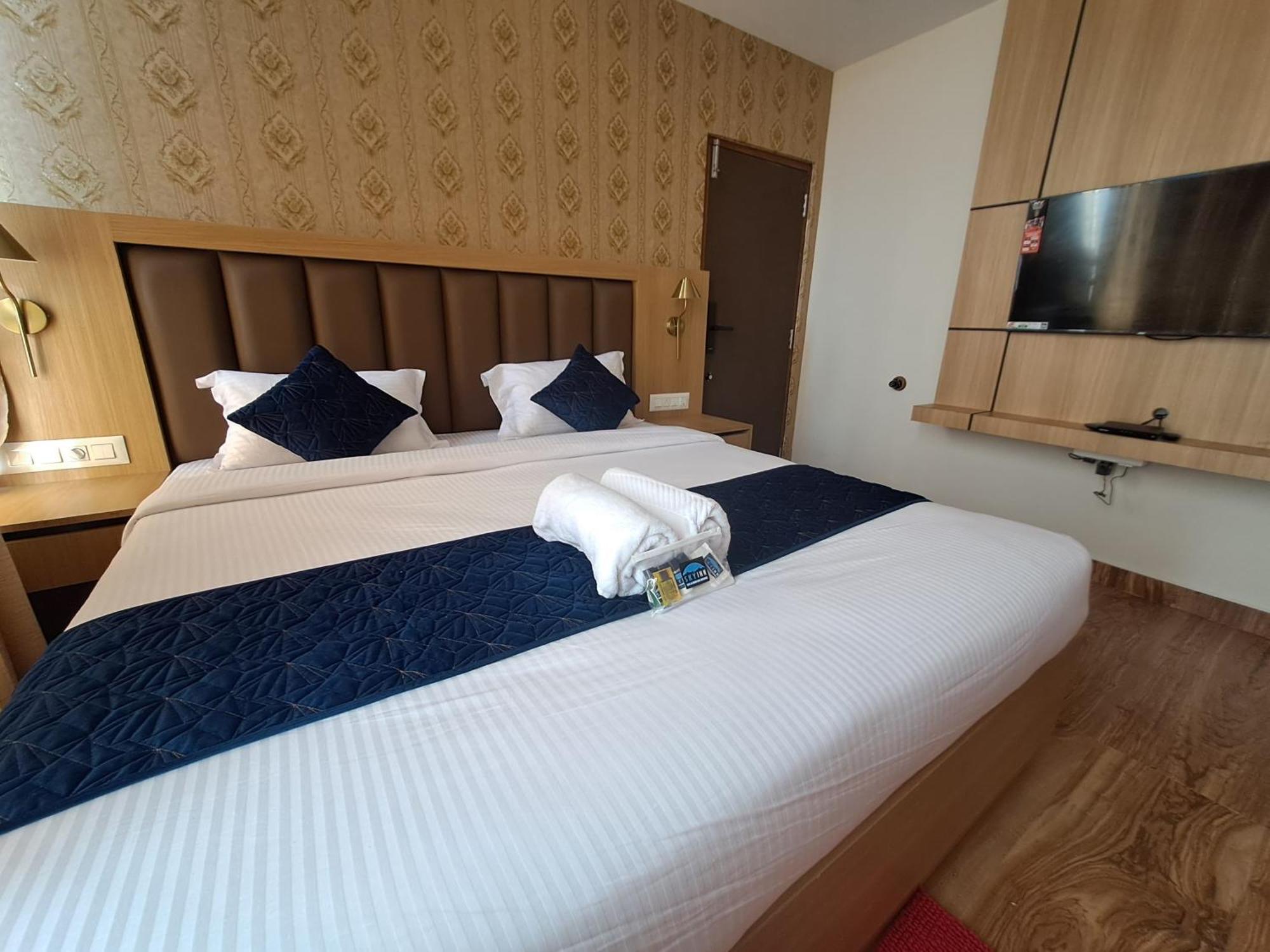 Sky Inn Майсуру Екстер'єр фото