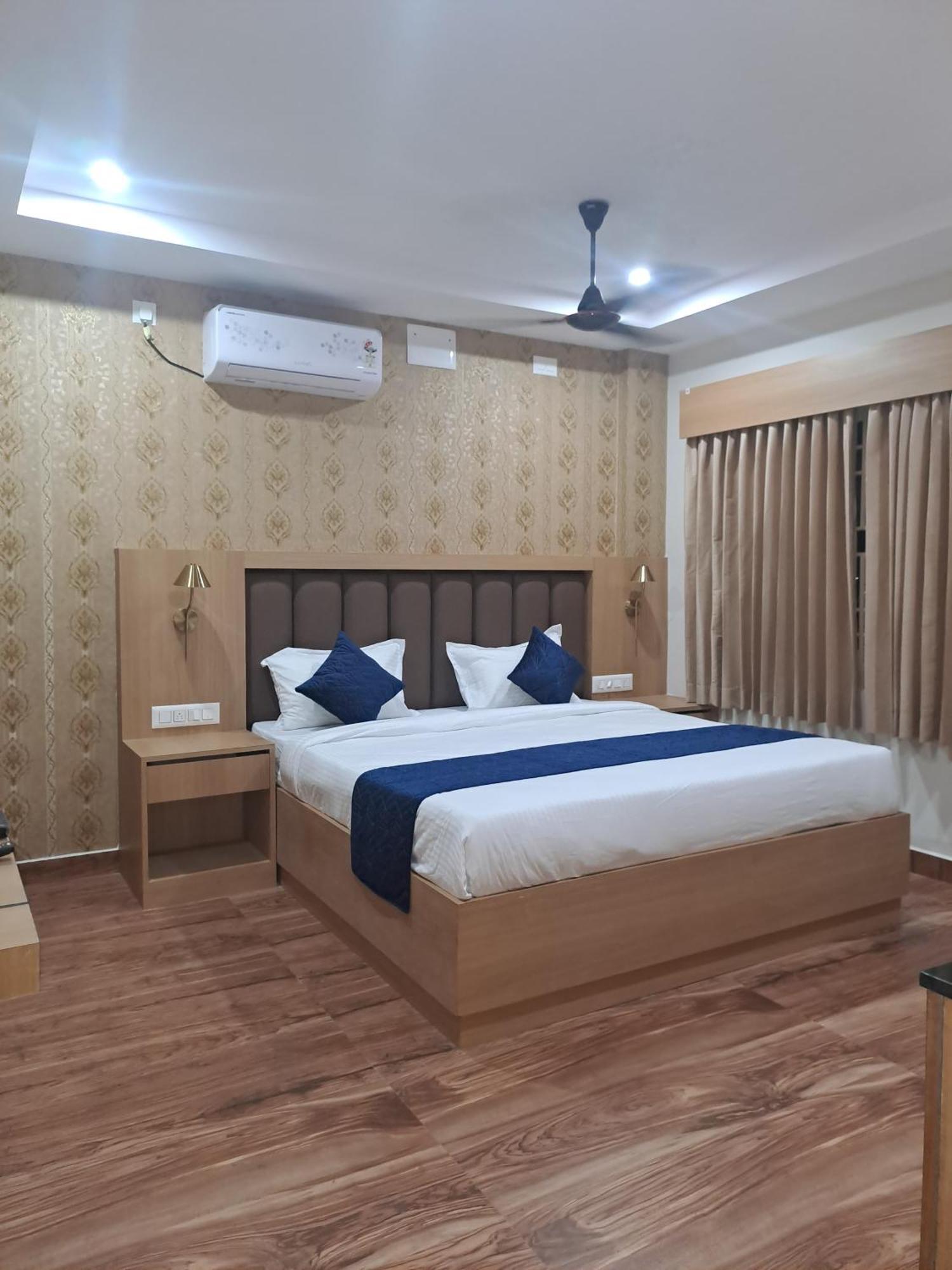 Sky Inn Майсуру Екстер'єр фото